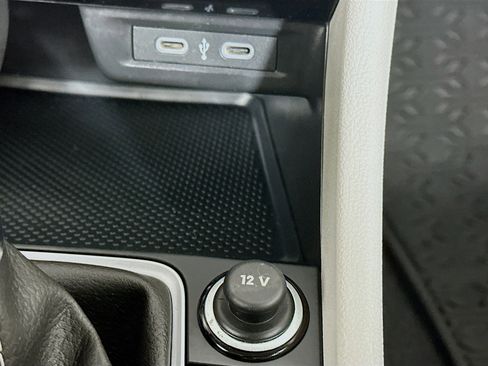 Used 2024 Volkswagen Jetta SE image 26