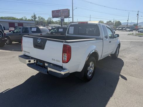 Used 2008 Nissan Frontier SE w/ SE Value Truck Pkg AWD/4WD image 6