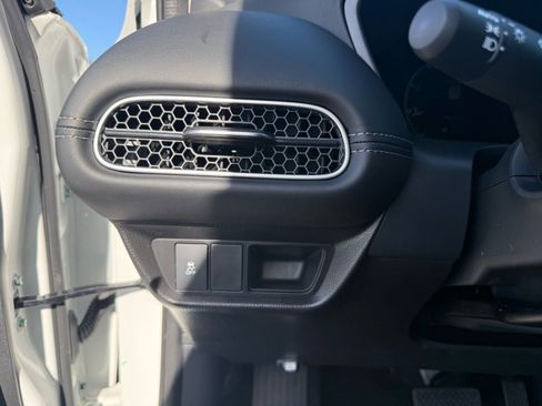 New 2026 Honda HR-V EX-L image 14