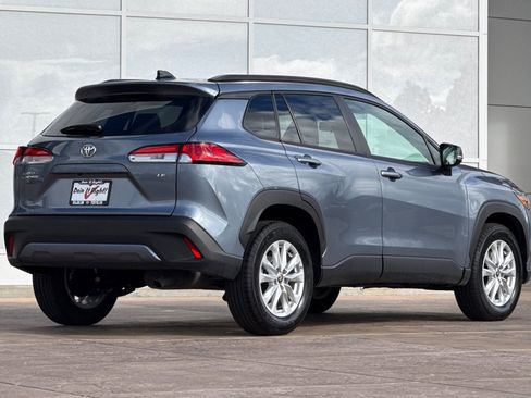 Certified 2025 Toyota Corolla Cross LE image 4