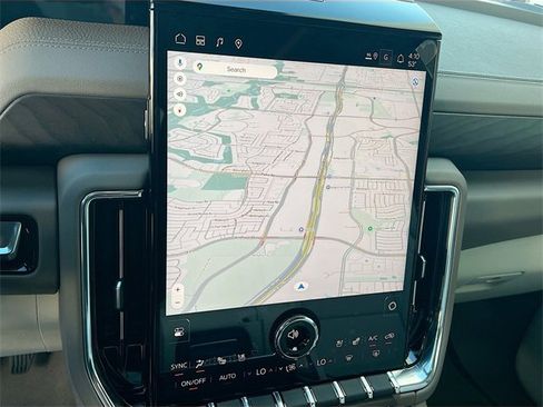 New 2026 GMC Yukon Denali w/ Denali Reserve Package image 8