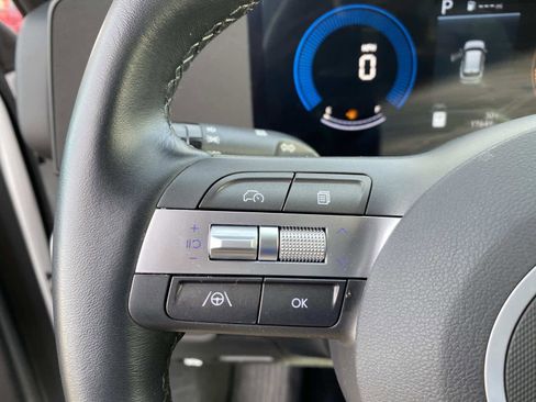 Used 2025 Hyundai Kona SEL image 19