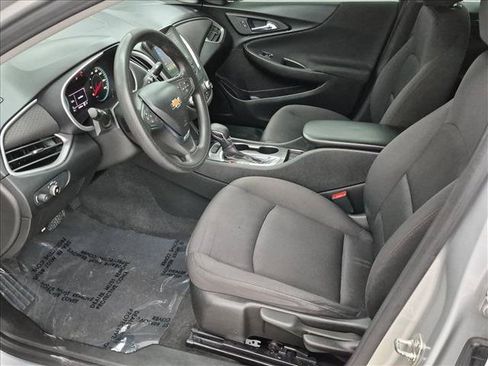 Used 2021 Chevrolet Malibu LS FWD image 12