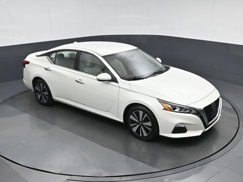 Used 2021 Nissan Altima 2.5 SV FWD image 53