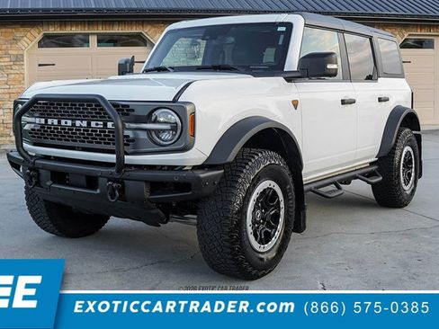 Used 2023 Ford Bronco Badlands w/ Sasquatch Package AWD/4WD image 1
