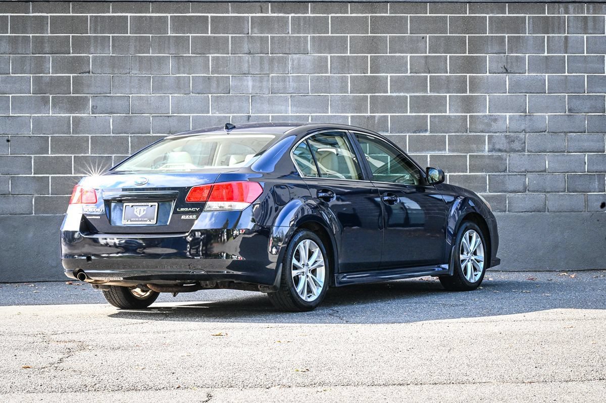 Used 2014 Subaru Legacy 2.5i Limited AWD/4WD image 3