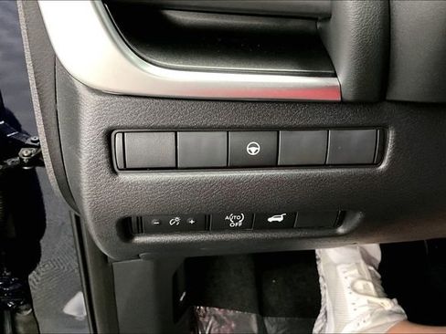 New 2026 Nissan Rogue SV AWD/4WD image 31