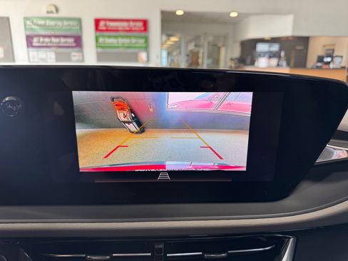 Certified 2024 Buick Envista Avenir FWD image 25