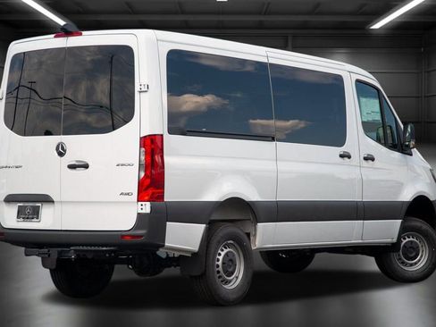 Used 2025 Mercedes-Benz Sprinter 144 Cargo image 9