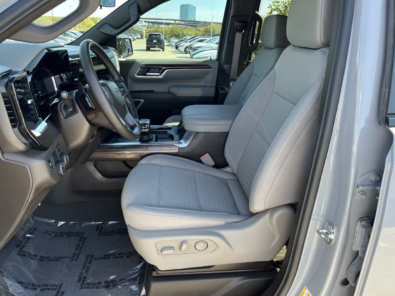 Used 2025 Chevrolet Silverado 1500 RST w/ Texas Edition Plus RWD image 9