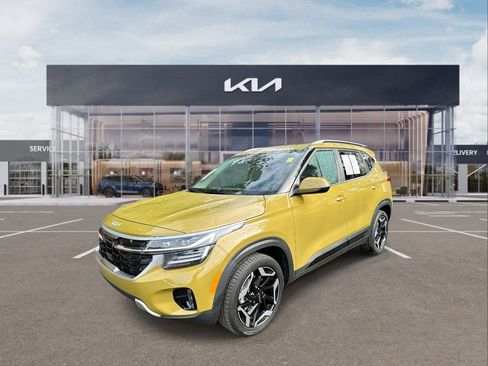 Used 2024 Kia Seltos SX w/ SX Sunroof Package image 4