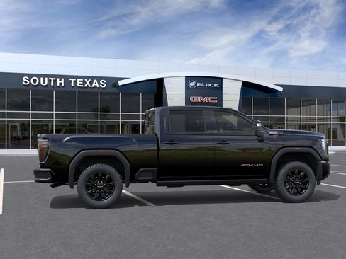 New 2026 GMC Sierra 2500 AT4 w/ AT4 Premium Plus Package AWD/4WD image 5