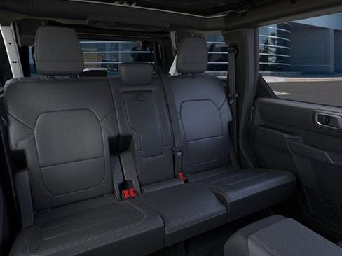 New 2025 Ford Bronco Badlands AWD/4WD image 11