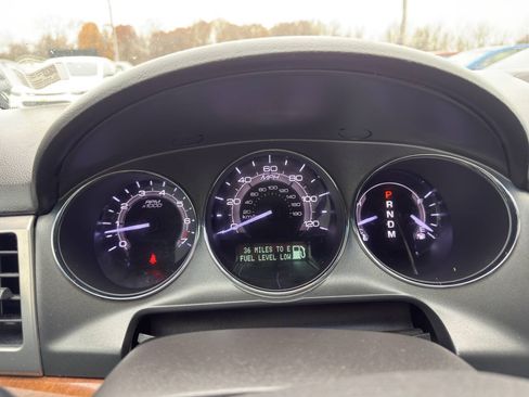 Used 2012 Lincoln MKZ FWD image 3