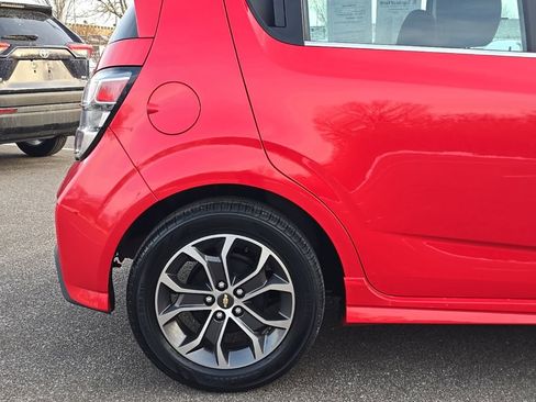 Used 2017 Chevrolet Sonic LT w/ Convenience Package image 10