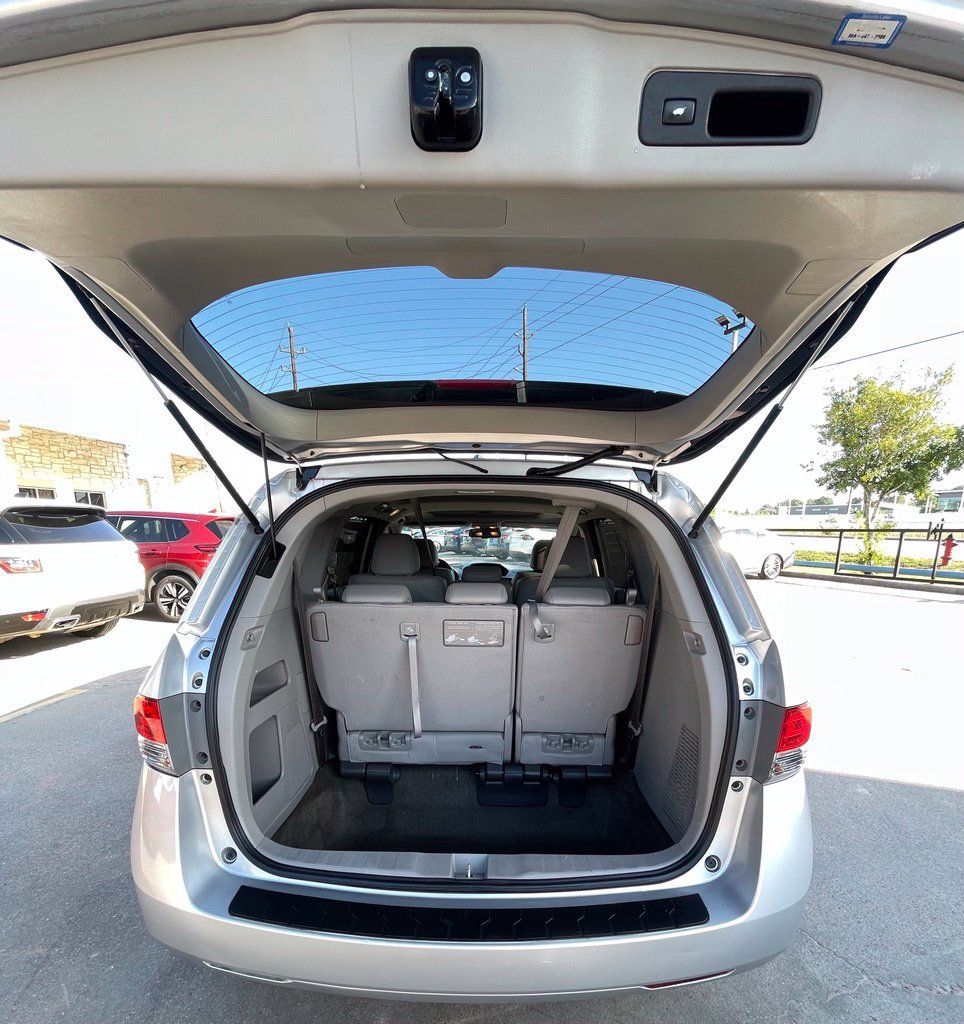 Used 2015 Honda Odyssey EX-L image 18