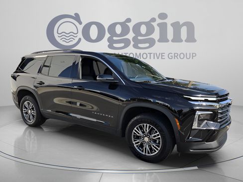 Used 2025 Chevrolet Traverse LT AWD/4WD image 7