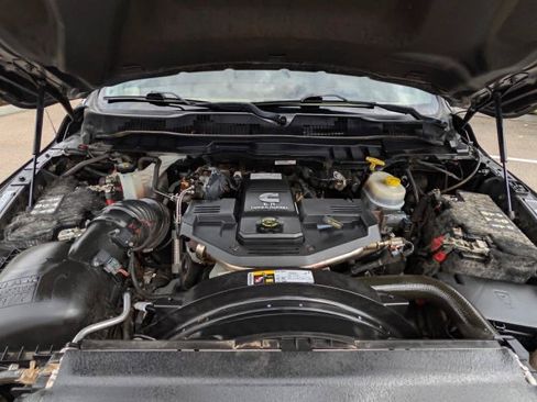 Used 2018 RAM 3500 Laramie Longhorn w/ Cold Weather Group AWD/4WD image 12