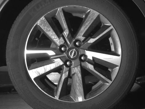 Used 2025 Nissan Versa SV image 15