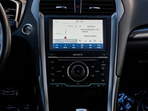 Used 2014 Ford Fusion Titanium image 11