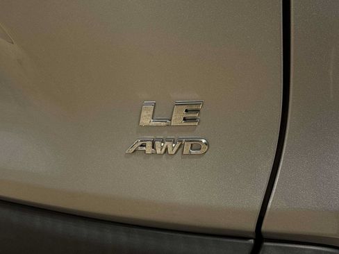 Used 2023 Toyota RAV4 LE AWD/4WD image 25