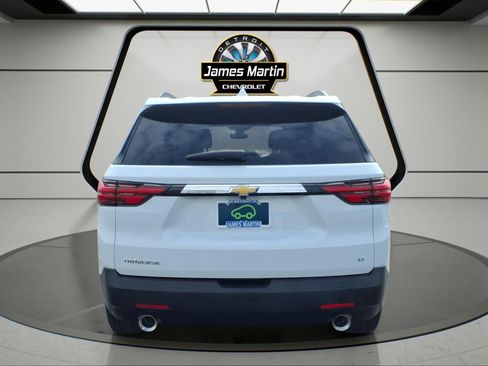 Certified 2023 Chevrolet Traverse LT FWD image 5