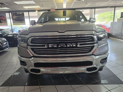 Used 2022 RAM 1500 Laramie AWD/4WD image 2
