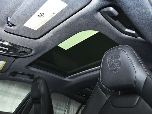 Used 2025 Porsche Panamera 4 image 51