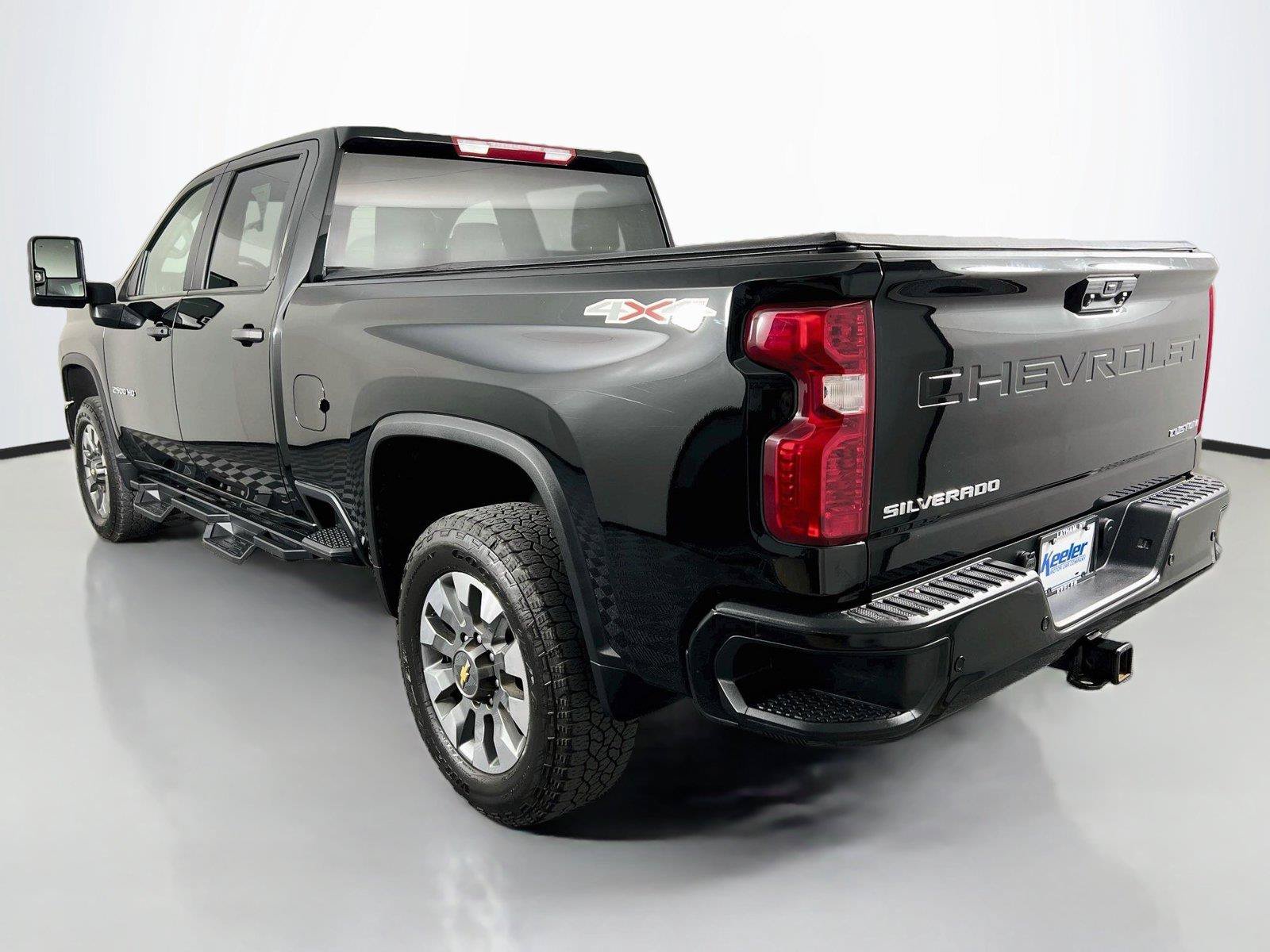Used 2025 Chevrolet Silverado 2500 Custom w/ Custom Value Package AWD/4WD image 4