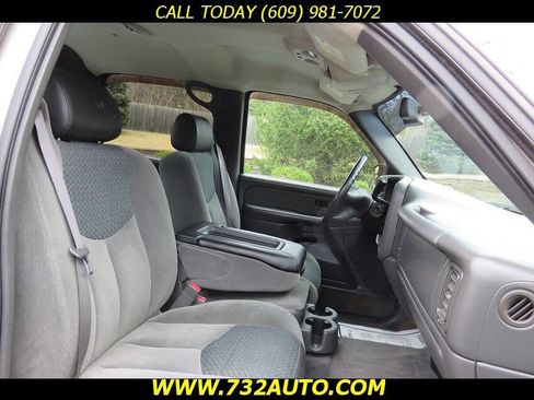 Used 2004 Chevrolet Avalanche 4x4 image 7