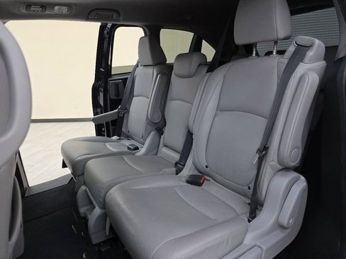 Used 2018 Honda Odyssey Elite image 25