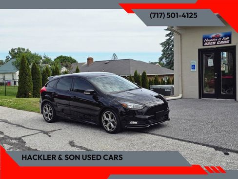 Used 2018 Ford Focus ST FWD image 1