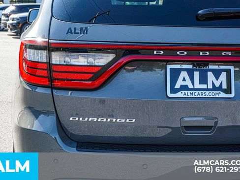 Used 2025 Dodge Durango GT RWD image 14