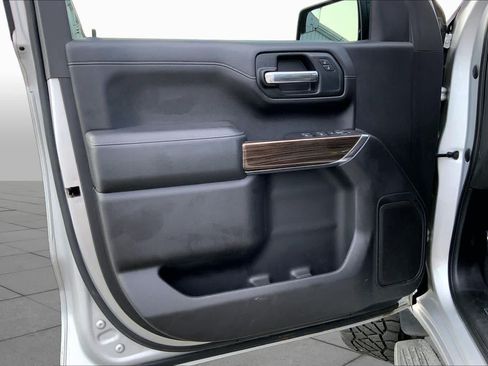Used 2019 Chevrolet Silverado 1500 RST w/ All-Star Edition AWD/4WD image 18