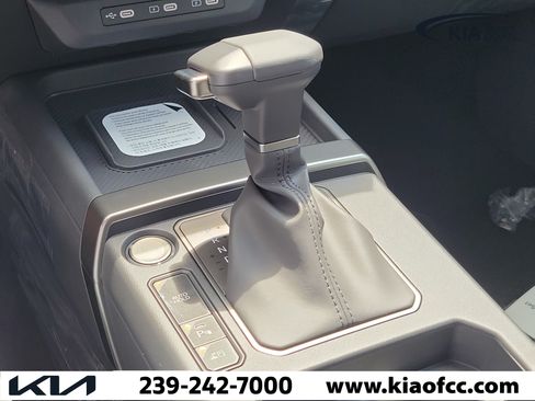New 2027 Kia Seltos S FWD image 30
