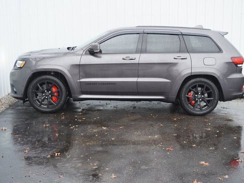 Used 2020 Jeep Grand Cherokee SRT image 3