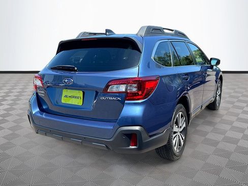 Used 2019 Subaru Outback 2.5i Limited AWD/4WD image 4