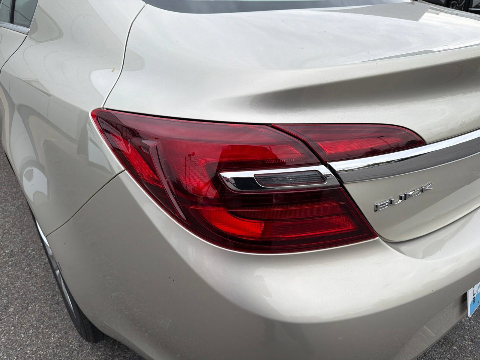 Used 2015 Buick Regal FWD image 7