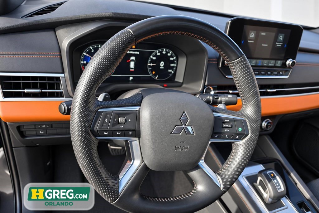 Used 2022 Mitsubishi Outlander SEL AWD/4WD image 13