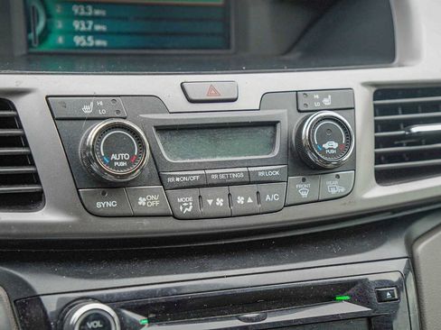 Used 2015 Honda Odyssey EX-L image 19