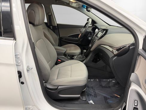 Used 2017 Hyundai Santa Fe Sport AWD/4WD image 15