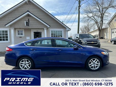 Used 2013 Ford Fusion SE image 9