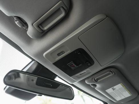 Used 2021 Toyota Camry SE image 20