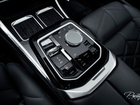 Used 2023 BMW 740i 740i w/ Parking Assistance Package image 34