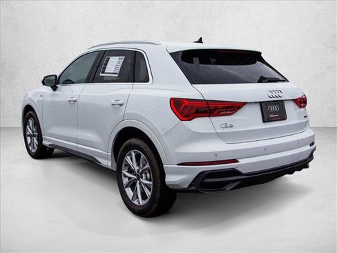 Certified 2025 Audi Q3 2.0T Premium Plus w/ Premium Plus Package image 7