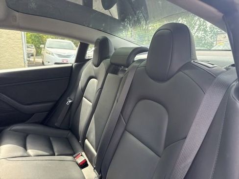 Used 2019 Tesla Model 3 Standard Range Plus RWD image 12