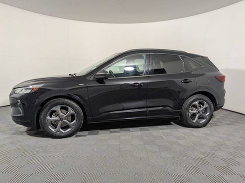 Used 2023 Ford Escape ST-Line FWD image 5