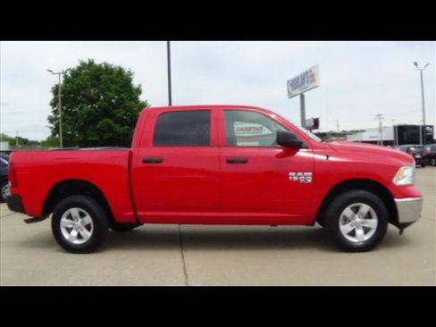Certified 2022 RAM 1500 Classic SLT image 5
