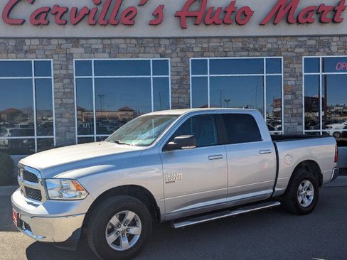 Used 2019 RAM 1500 Classic SLT w/ Luxury Group AWD/4WD image 1