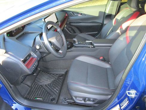 Used 2026 Toyota Prius Plug-In Hybrid image 15